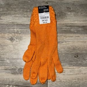 Sale! ☄️NWT! a.n.a. Apricot Orange Gloves 🧤